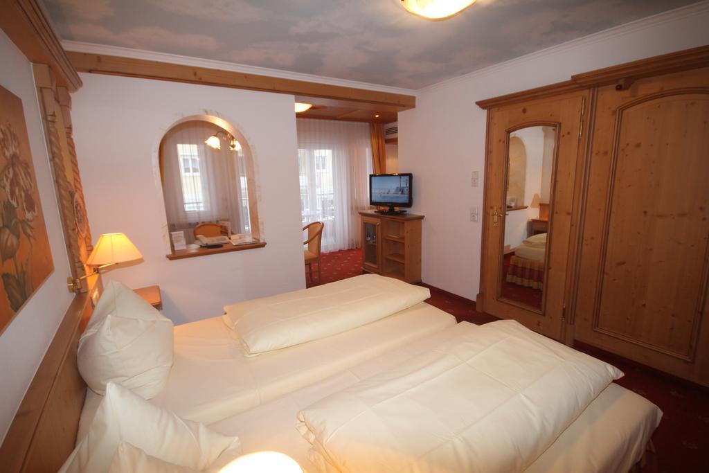Wohlfuehlhotel Bercher Waldshut-Tiengen Quarto foto